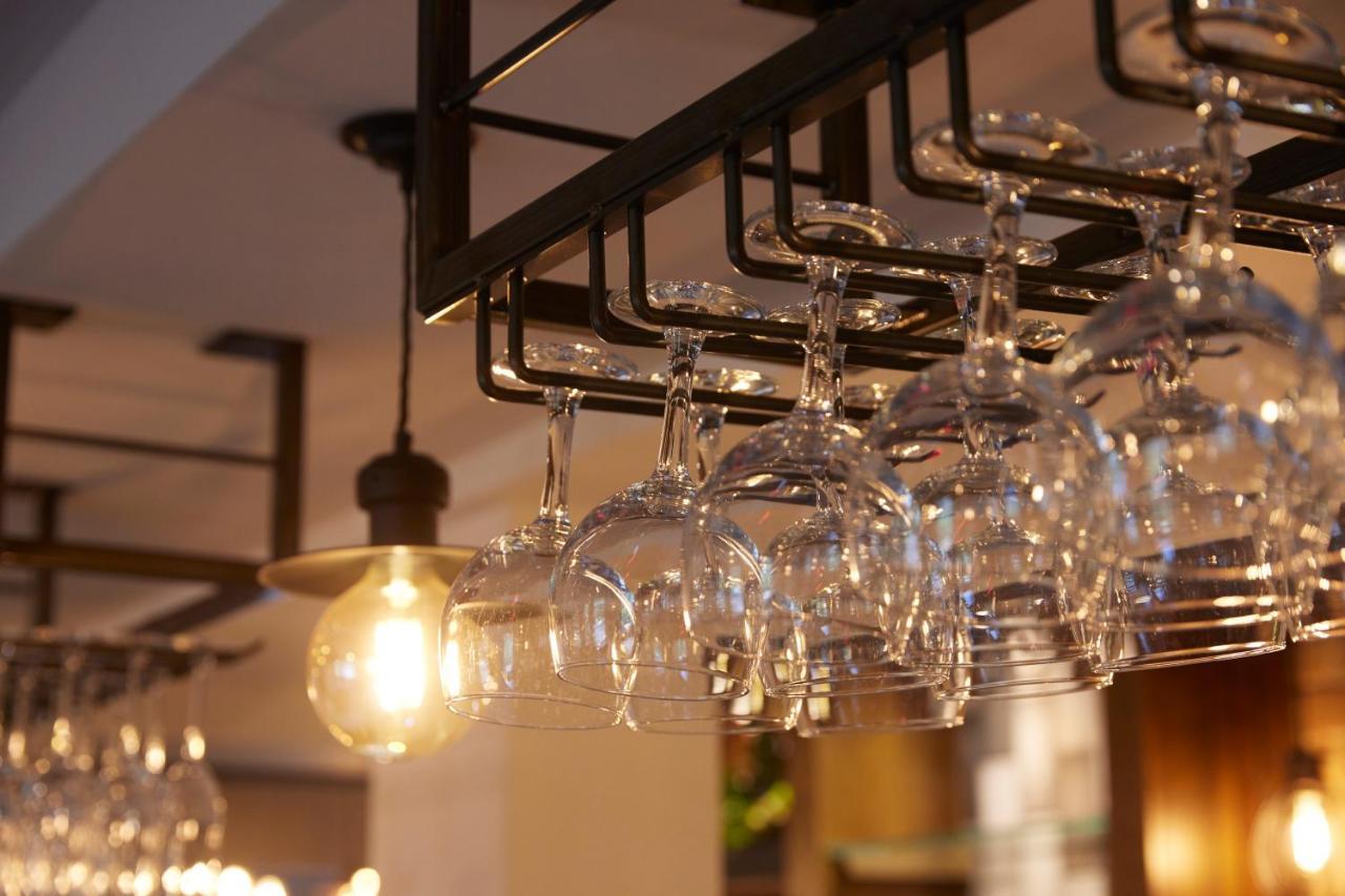 Holmfield Arms By Greene King *
